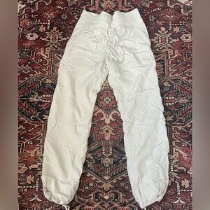 lululemon athletica women’s studio Cream Joggers